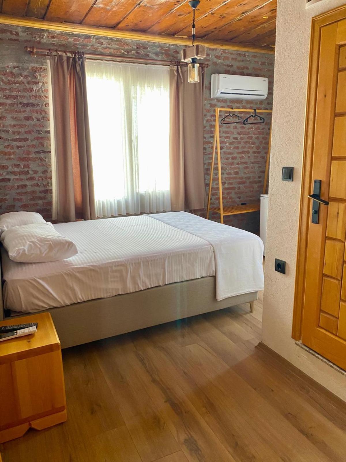 Moj Dom Kuecuekkoey Otel Dış mekan fotoğraf